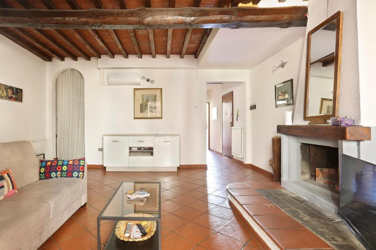 Tornabuoni Apartment- Hosted By Sweetstay Флоренция Екстериор снимка