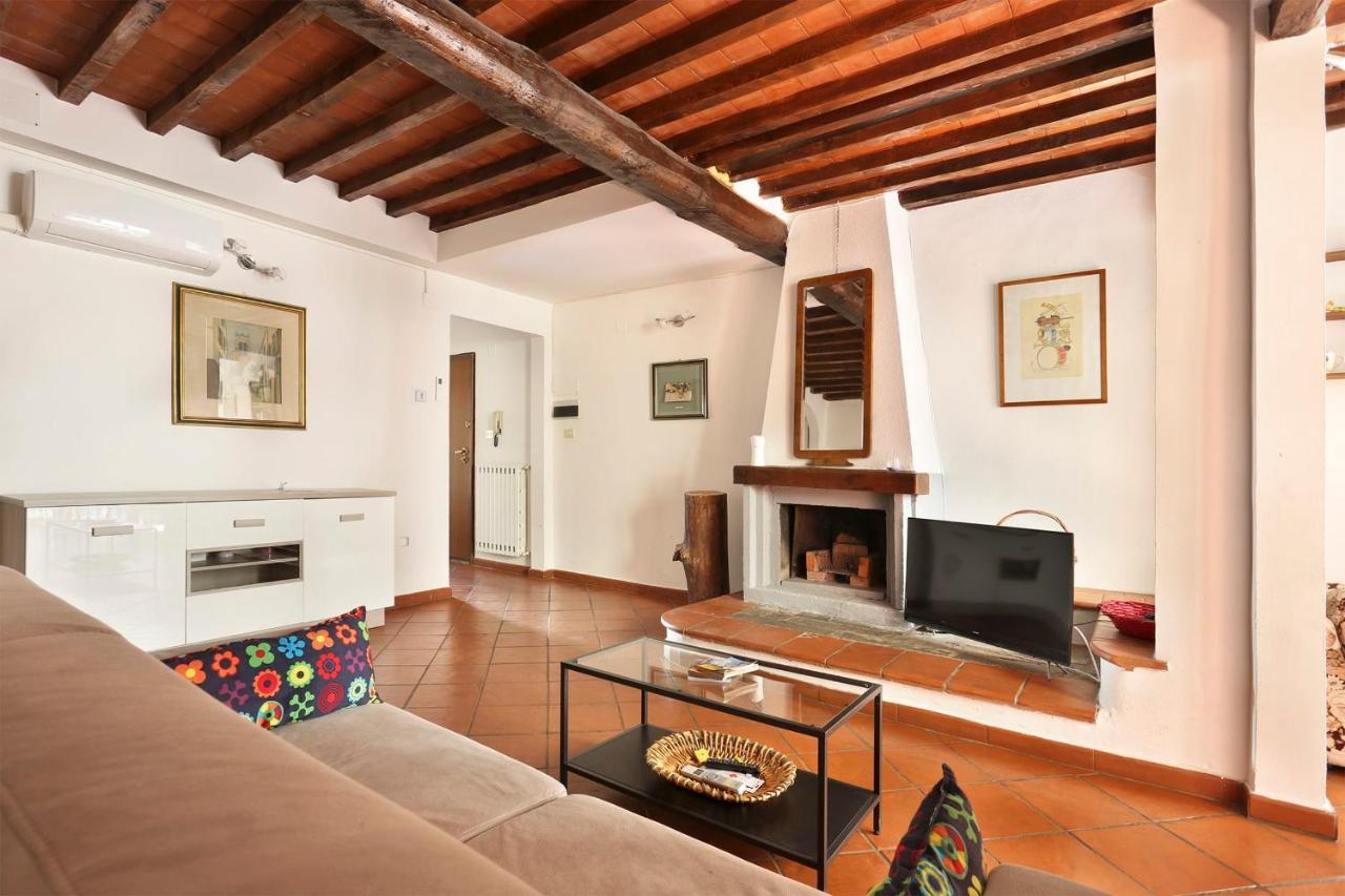 Tornabuoni Apartment- Hosted By Sweetstay Флоренция Екстериор снимка